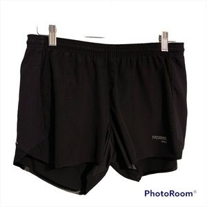 Running Room limited RRX lined perforated M running short breathable back pocket
